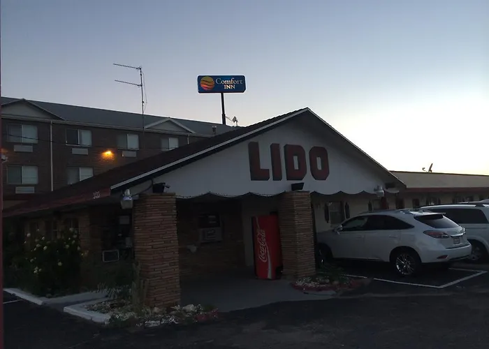 Lido Hotel 2*